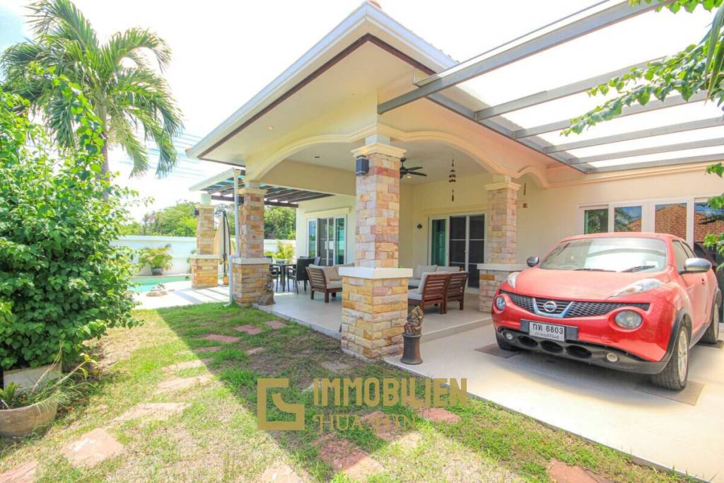 Orchid Paradise Homes 1: Nice 3 Bed Pool Villa with Outdoor Living space