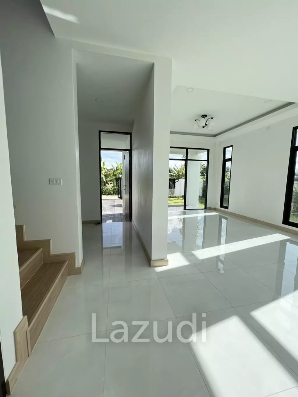 3 Bedrooms 2 Story Detached House For Sale In Nang Lae