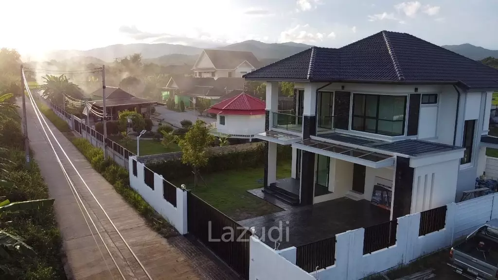3 Bedrooms 2 Story Detached House For Sale In Nang Lae