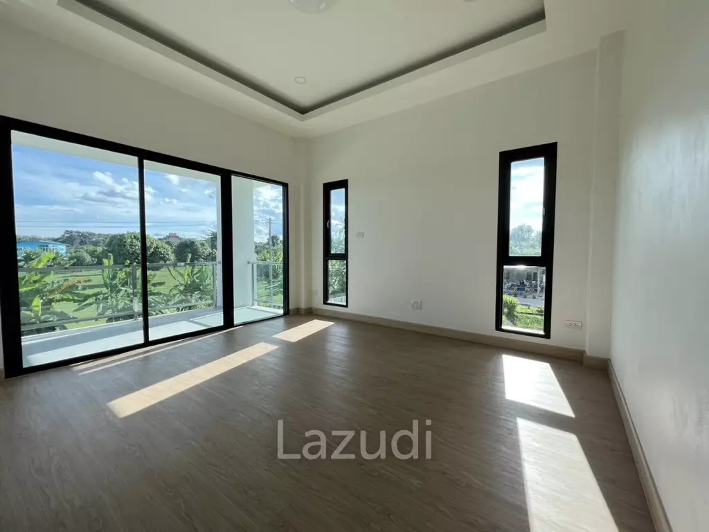 3 Bedrooms 2 Story Detached House For Sale In Nang Lae