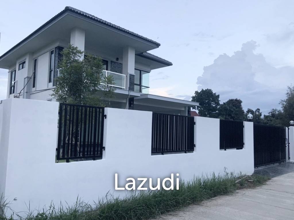 3 Bedrooms 2 Story Detached House For Sale In Nang Lae