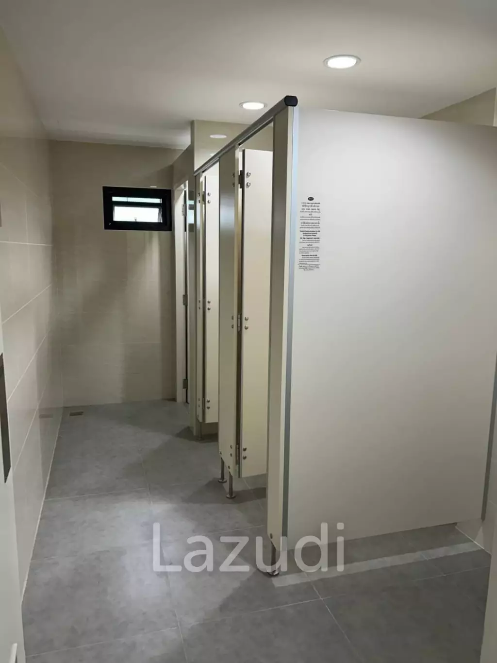 Luxury Commercial Building for rent in Silom