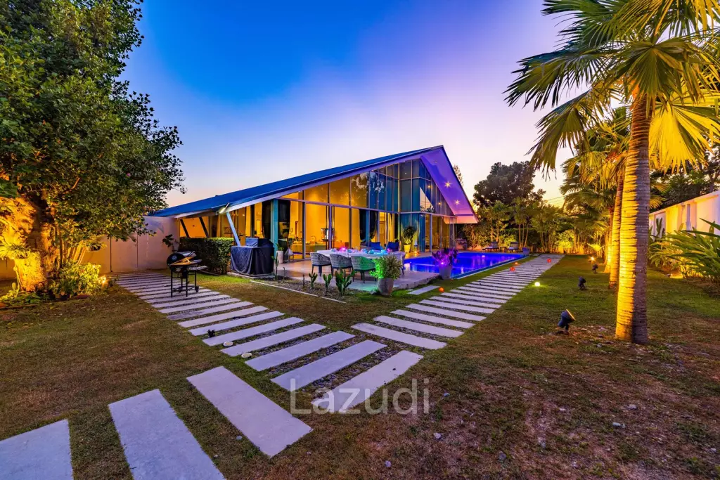 Modern 7 Bedroom Standalone Pool Villa on Large Land in Hua Hin