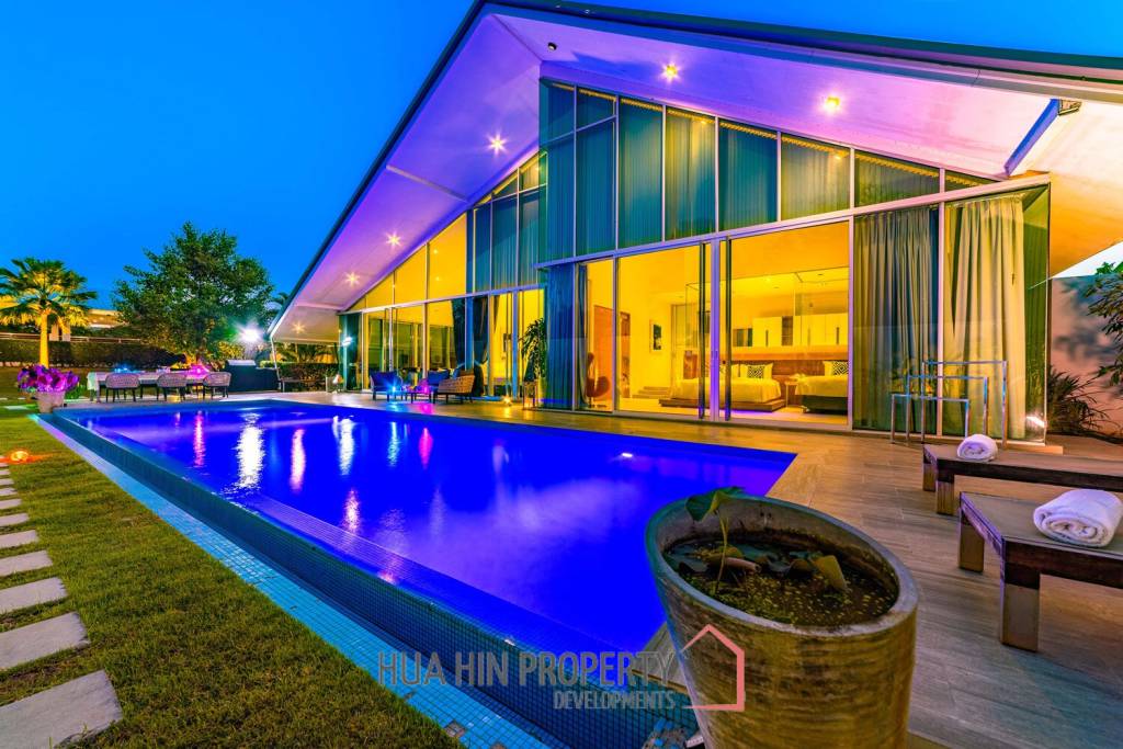 Modern 7 Bedroom Standalone Pool Villa on Large Land in Hua Hin