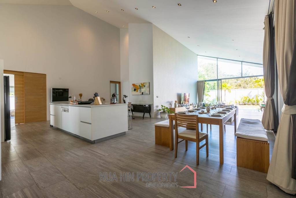 Modern 7 Bedroom Standalone Pool Villa on Large Land in Hua Hin