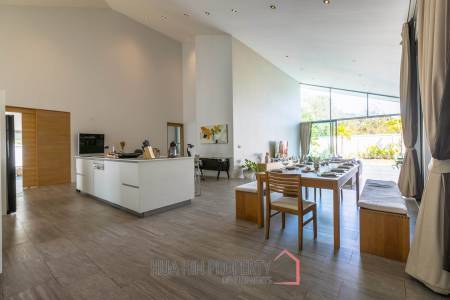 Modern 7 Bedroom Standalone Pool Villa on Large Land in Hua Hin