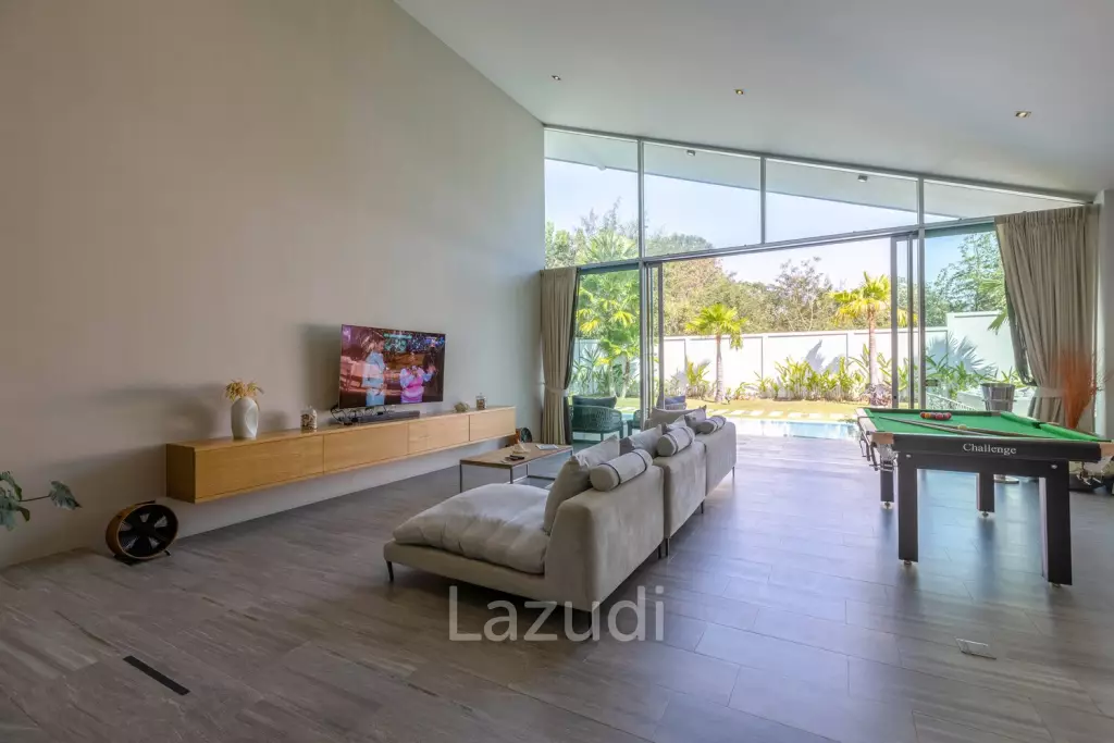 Modern 7 Bedroom Standalone Pool Villa on Large Land in Hua Hin