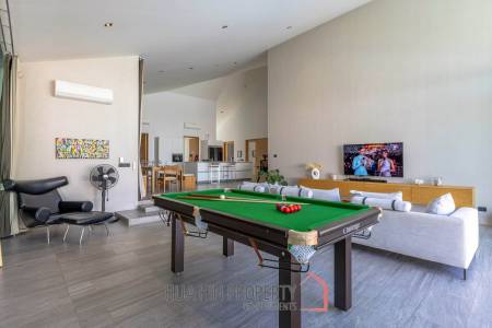 Modern 7 Bedroom Standalone Pool Villa on Large Land in Hua Hin