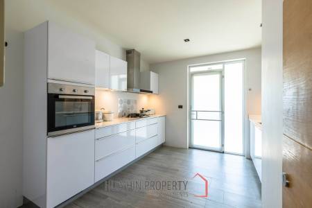 Modern 7 Bedroom Standalone Pool Villa on Large Land in Hua Hin