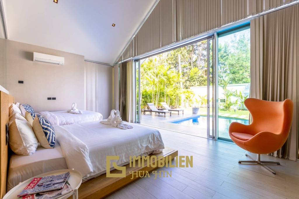 Modern 7 Bedroom Standalone Pool Villa on Large Land in Hua Hin