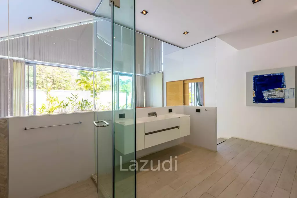 Modern 7 Bedroom Standalone Pool Villa on Large Land in Hua Hin