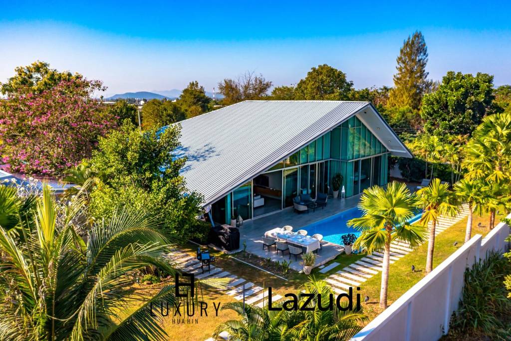 Modern 7 Bedroom Standalone Pool Villa on Large Land in Hua Hin