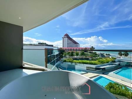 Veranda Residence : 2 Bed Condo With a Stunning Sea View