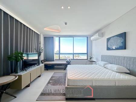 Veranda Residence : 2 Bed Condo With a Stunning Sea View