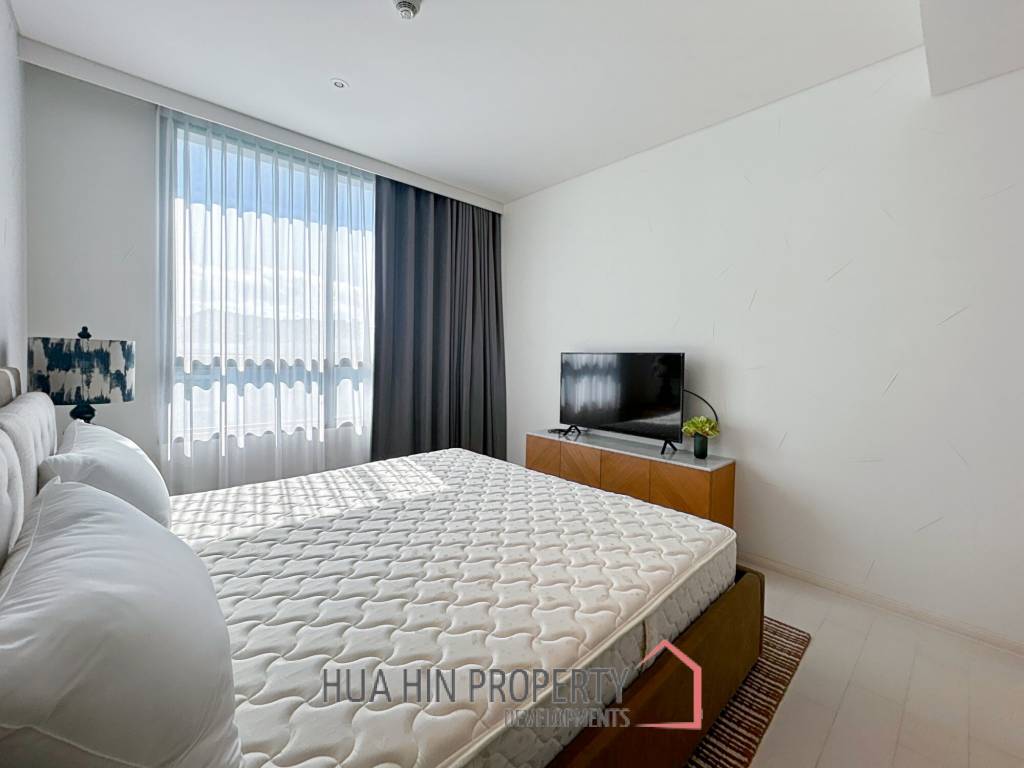Veranda Residence : 2 Bed Condo With a Stunning Sea View