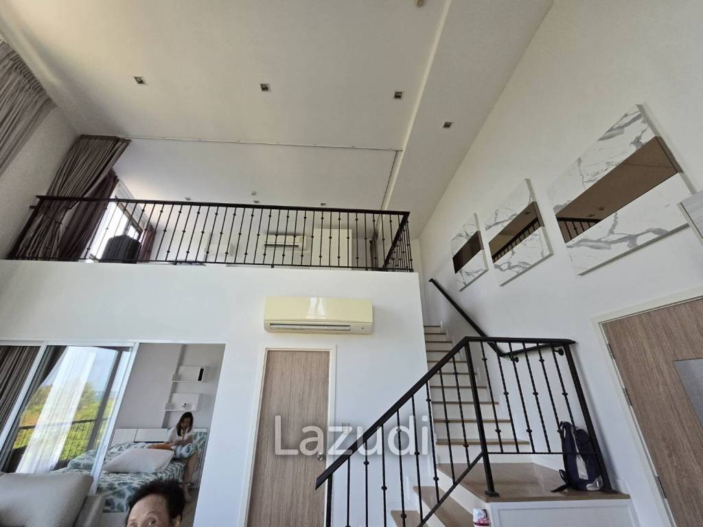 Duplex 2 Bedroom 2 Bathroom Condo On the Highest Floor