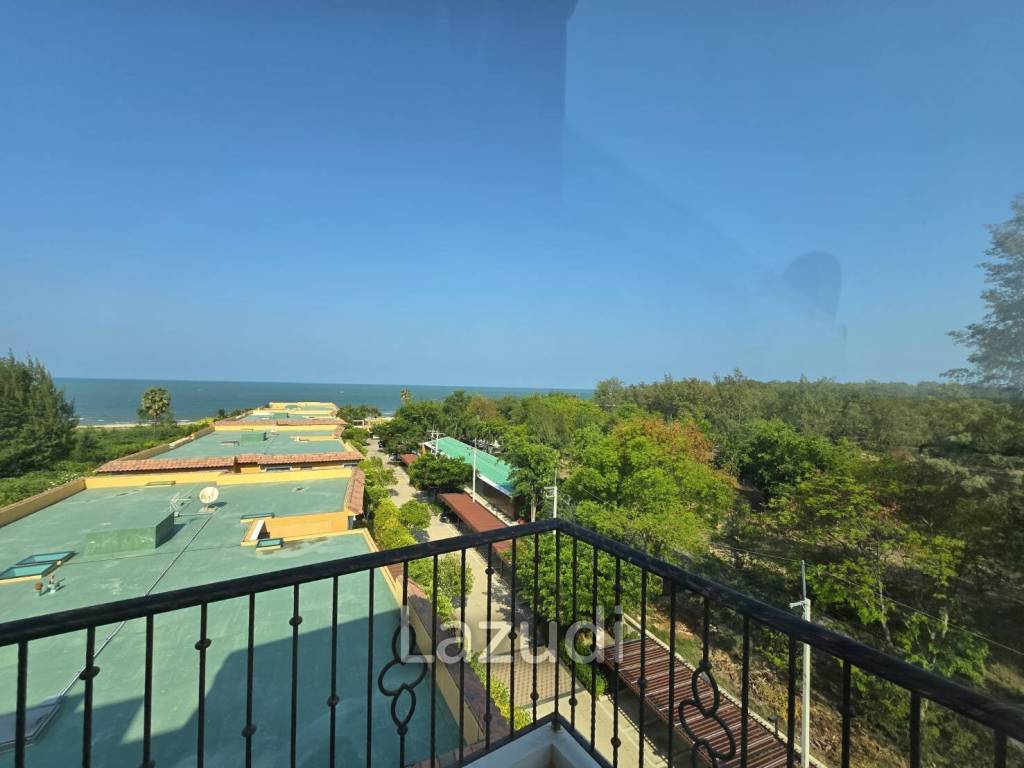 Duplex 2 Bedroom 2 Bathroom Condo On the Highest Floor