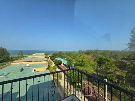 Duplex 2 Bedroom 2 Bathroom Condo On the Highest Floor