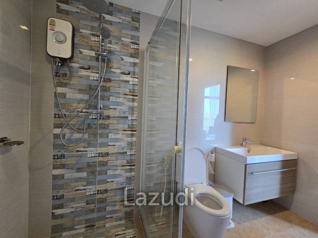 Duplex 2 Bedroom 2 Bathroom Condo On the Highest Floor