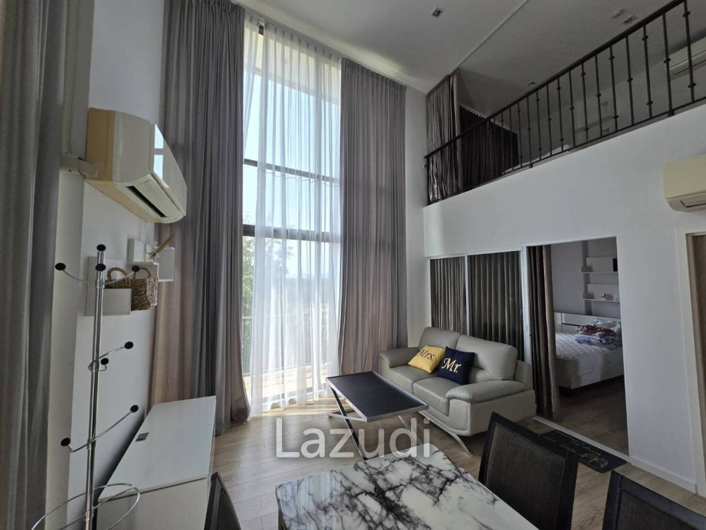 Duplex 2 Bedroom 2 Bathroom Condo On the Highest Floor