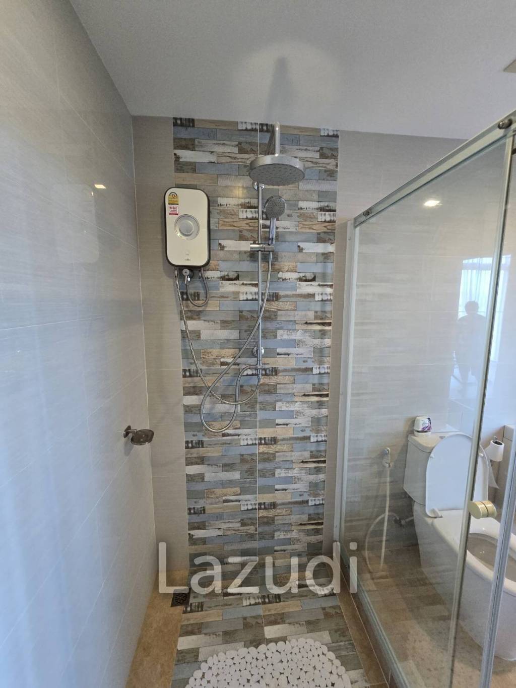 Duplex 2 Bedroom 2 Bathroom Condo On the Highest Floor