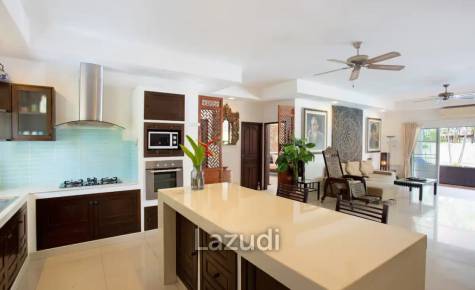 Luxurious 4 Bedroom Villa in Rawai Phuket