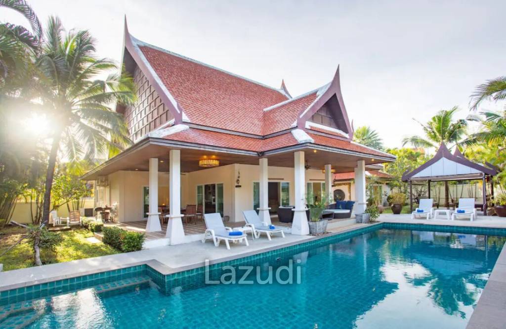 Luxurious 4 Bedroom Villa in Rawai Phuket