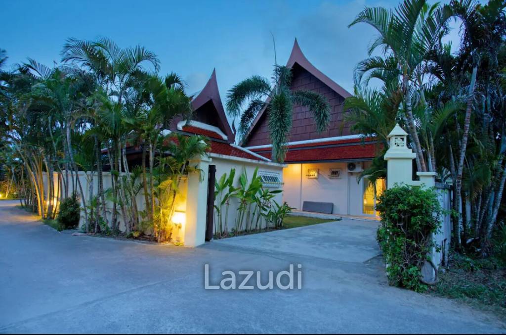 Luxurious 4 Bedroom Villa in Rawai Phuket