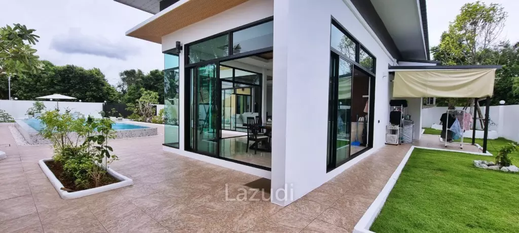 4 Bedrooms 4 Bathrooms 300 SQ.M. Pool Villa in Bang Saray
