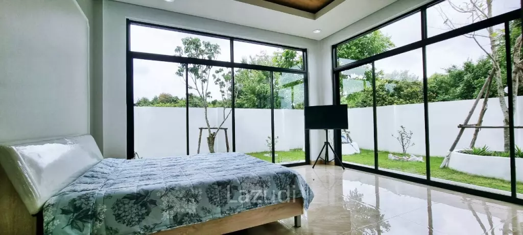 4 Bedrooms 4 Bathrooms 300 SQ.M. Pool Villa in Bang Saray