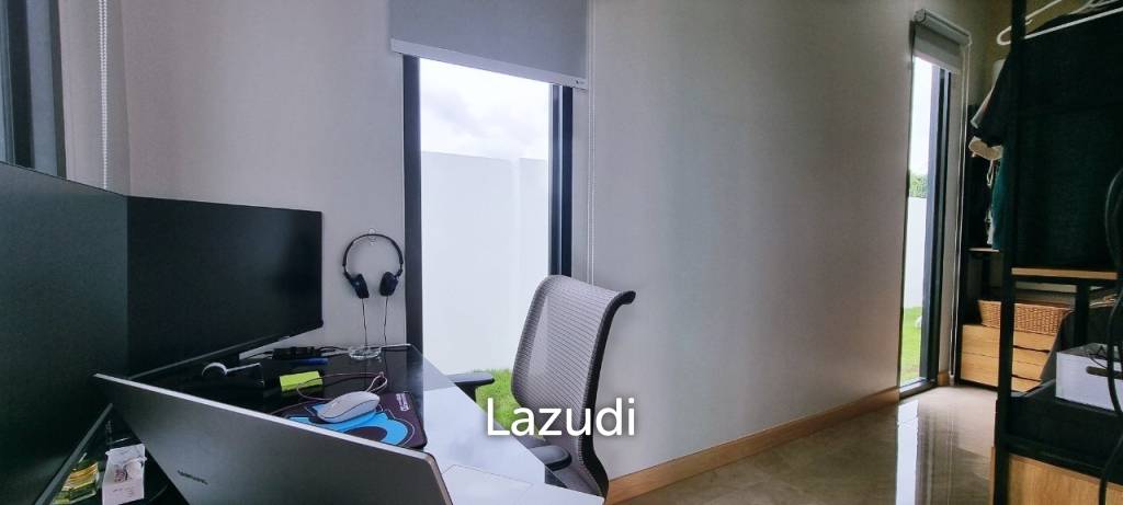 4 Bedrooms 4 Bathrooms 300 SQ.M. Pool Villa in Bang Saray