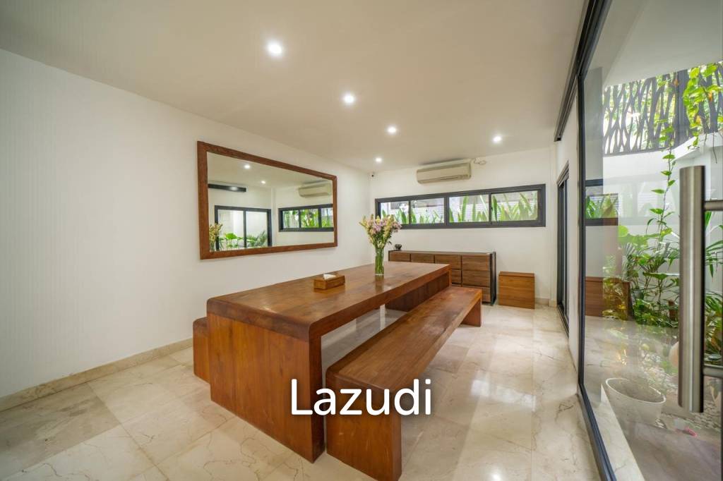 MODERN MINIMALIST VILLA IN UMALAS