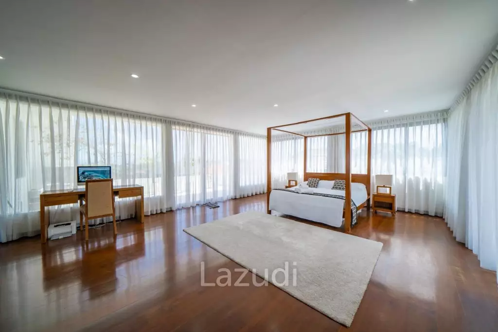 MODERN MINIMALIST VILLA IN UMALAS