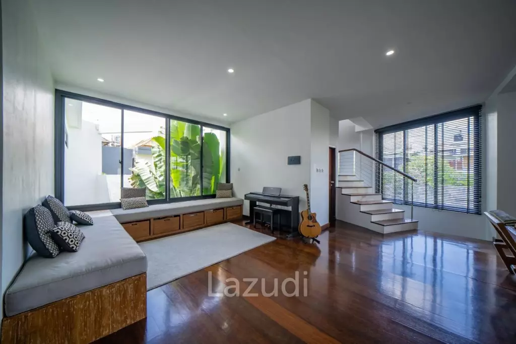 MODERN MINIMALIST VILLA IN UMALAS