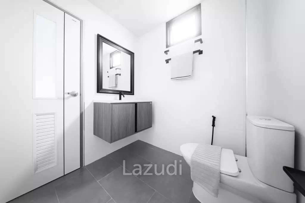 4 Beds 4 Baths 400 SQ.M. Pool  Villa in North Pattaya