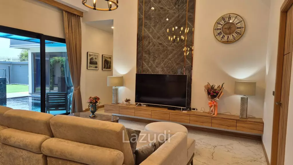 5 Bedrooms 4 Bathrooms 300 SQ.M. Baan Mae Pool Villa 1