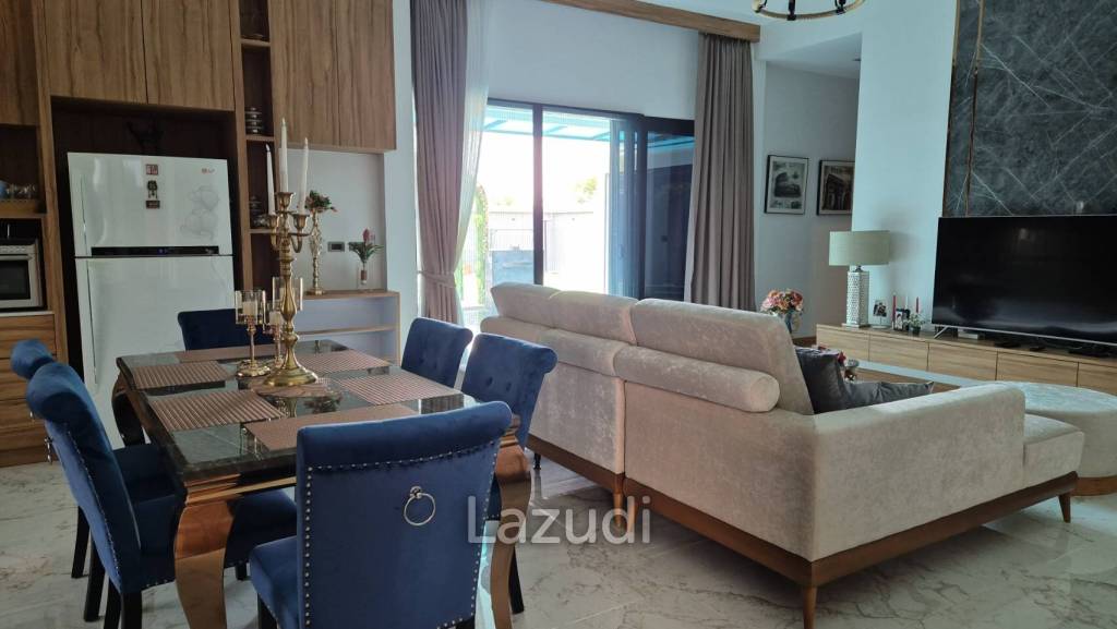 5 Bedrooms 4 Bathrooms 300 SQ.M. Baan Mae Pool Villa 1