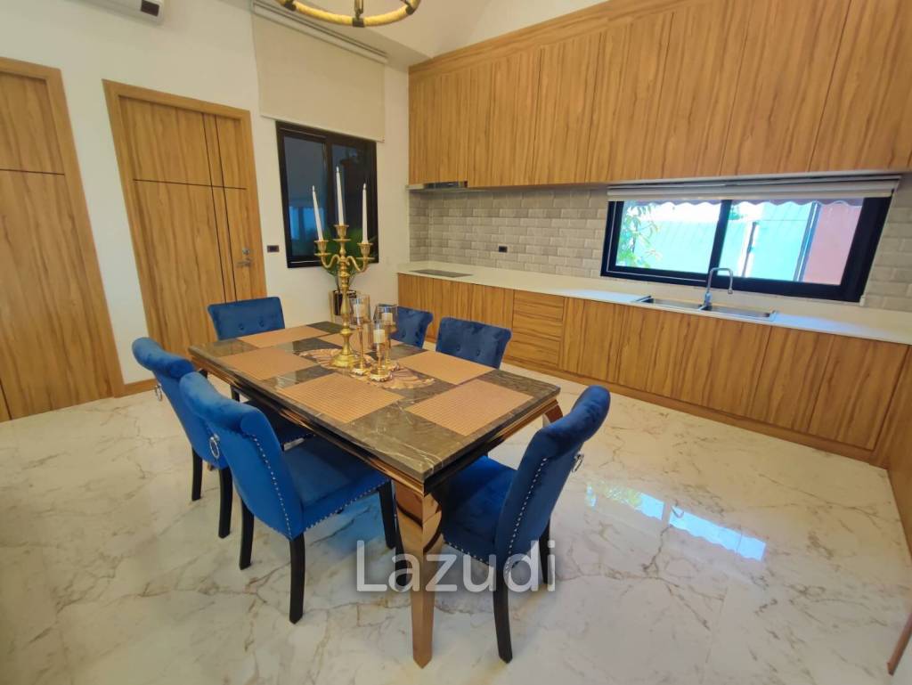 5 Bedrooms 4 Bathrooms 300 SQ.M. Baan Mae Pool Villa 1