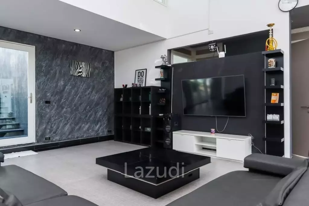 4  Beds 5 Baths 500 SQ.M. Mountain Village 2