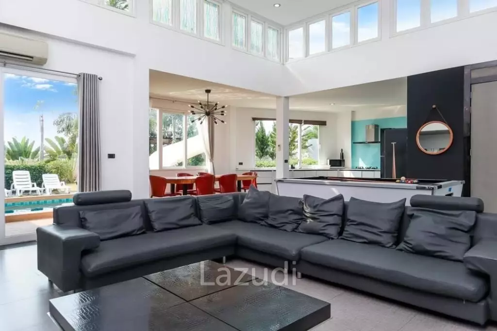 4  Beds 5 Baths 500 SQ.M. Mountain Village 2