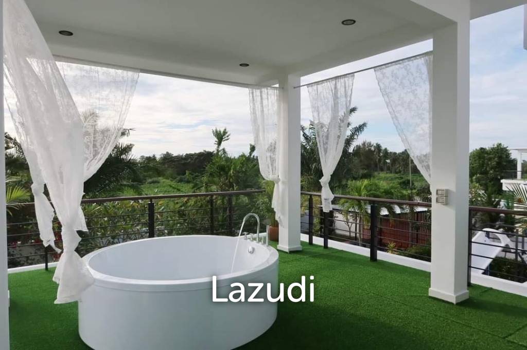 4  Beds 5 Baths 500 SQ.M. Mountain Village 2
