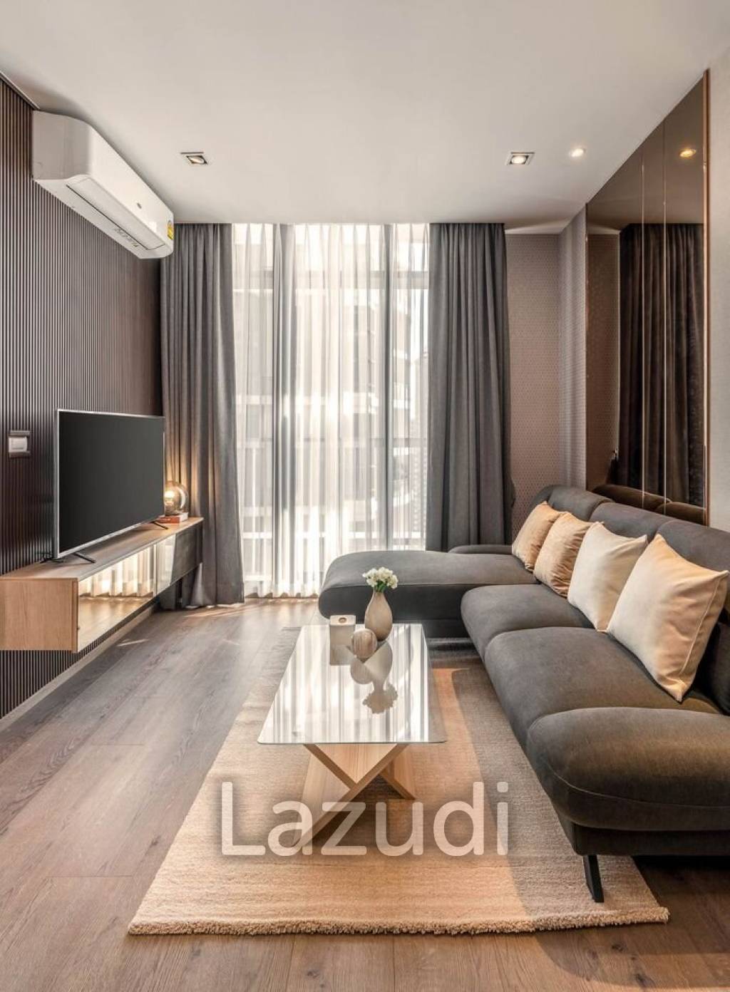 2 Bed 1 Bath 55 SQ.M Park Origin Phromphong
