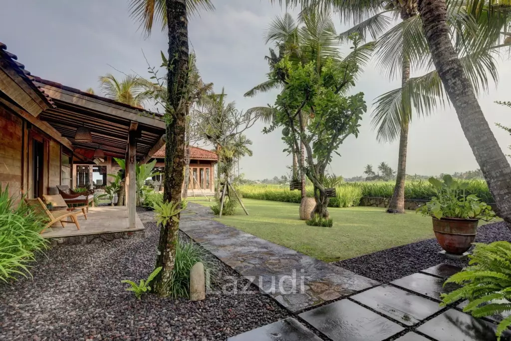 ELEGANT FREEHOLD VILLA WITH STUNNING RICE FIELD VIEWS IN NYANYI
