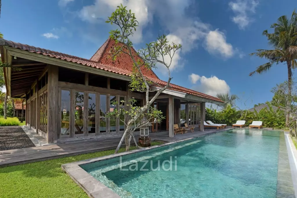 ELEGANT FREEHOLD VILLA WITH STUNNING RICE FIELD VIEWS IN NYANYI