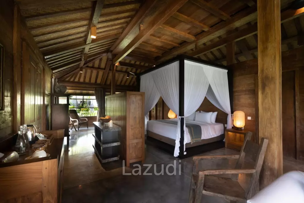 SPACIOUS VILLA WITH PANORAMIC RICE FIELD VIEWS IN NYANYI