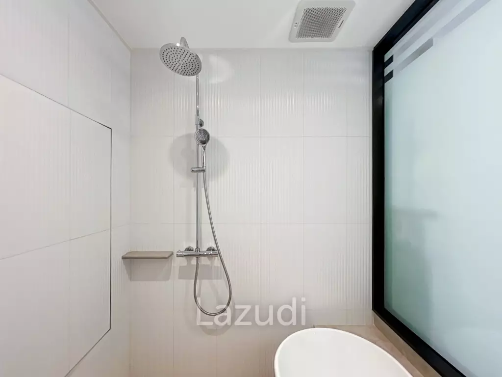 Intercontinental : 1 Bedroom Condo With Sea Views