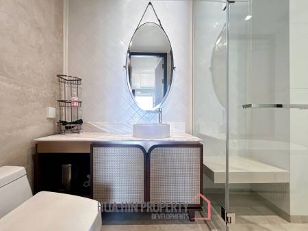 Intercontinental : 1 Bedroom Condo With Sea Views