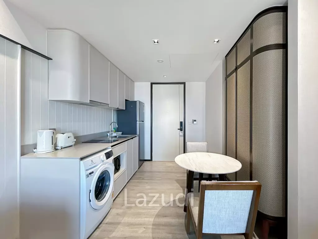 Intercontinental : 1 Bedroom Condo With Sea Views