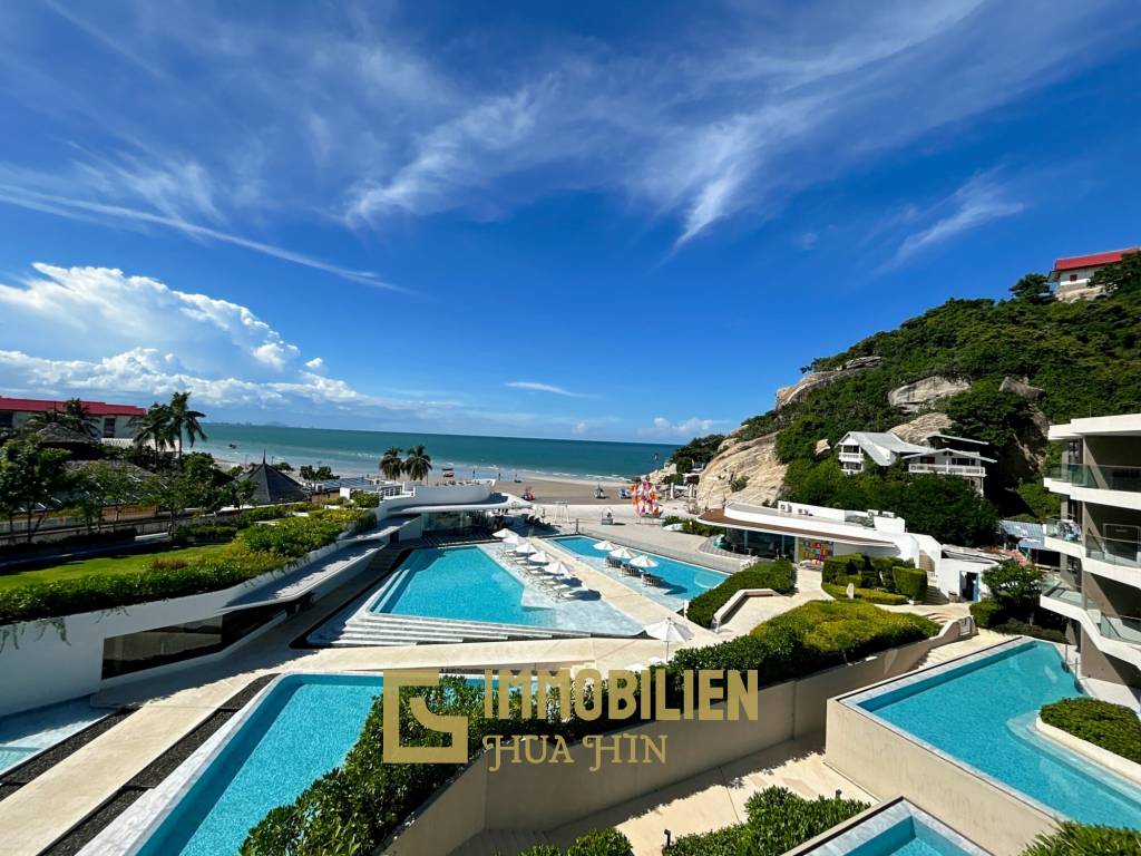 Veranda Residence: 2 Bed Condo With a Stunning Sea View