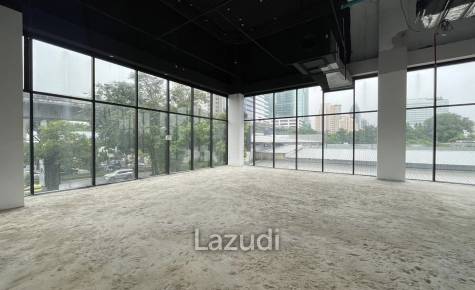 Premium Retail Space for rent in Ari